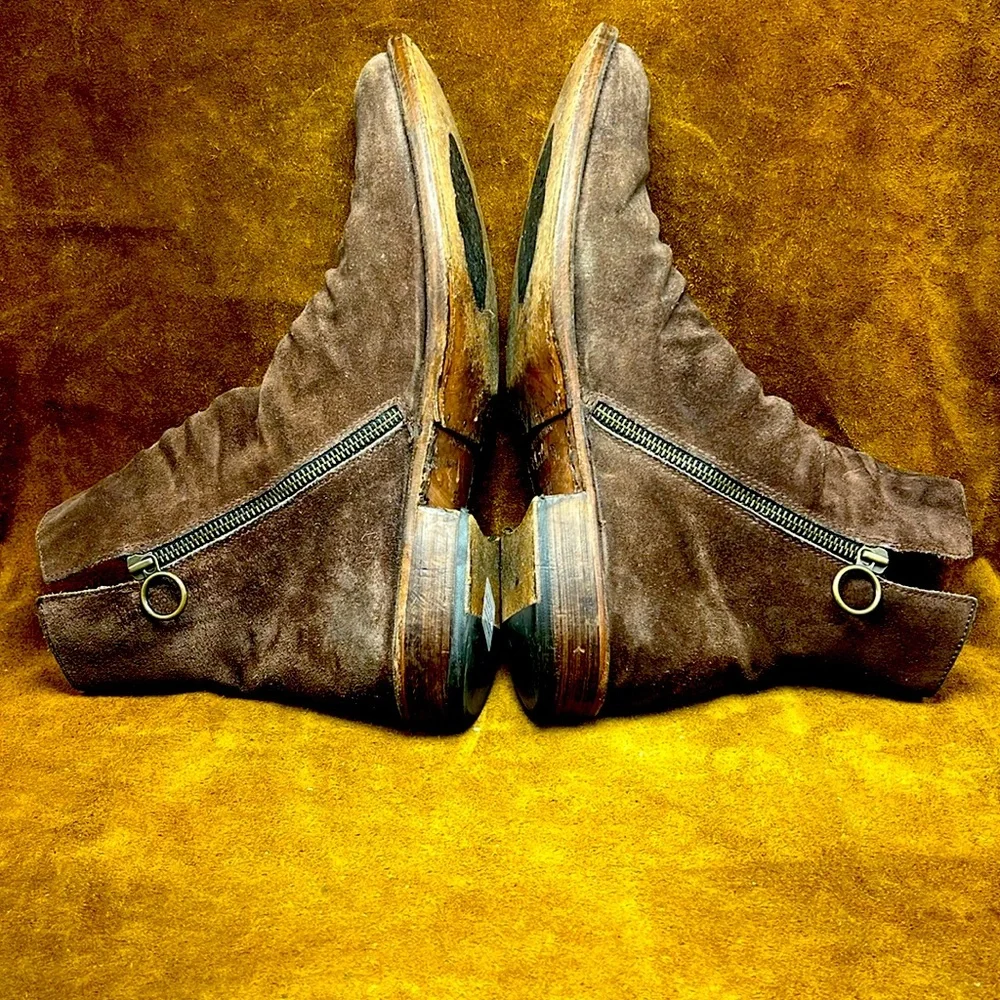 Fiorentini + Baker Brown Suede Ankle Boots - Picture 4 of 7